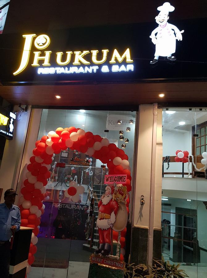 Hotel Mandakini Lush Kanpur Esterno foto